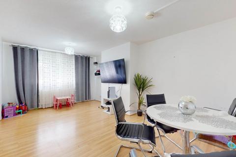 2 bedroom flat for sale, Hazelmere Drive, UB5 6UT