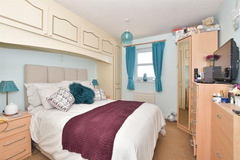4 bedroom townhouse for sale, Bennetts Mews, Tenterden, Kent