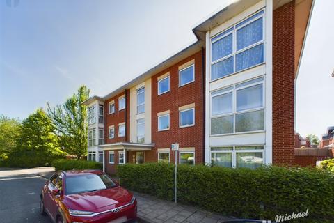 1 bedroom flat for sale, Kerr Place, Aylesbury, Buckinghamshire