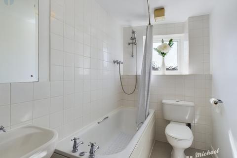 1 bedroom flat for sale, Kerr Place, Aylesbury, Buckinghamshire