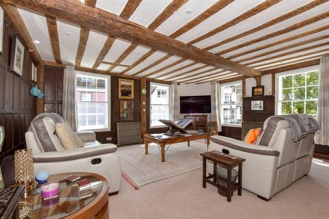 2 bedroom apartment for sale, Court Street, Faversham, Kent
