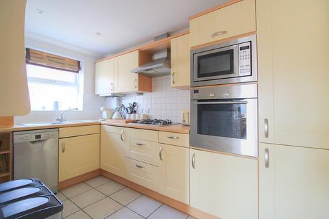 2 bedroom apartment to rent, 28 Upperton Road, Eastbourne BN21