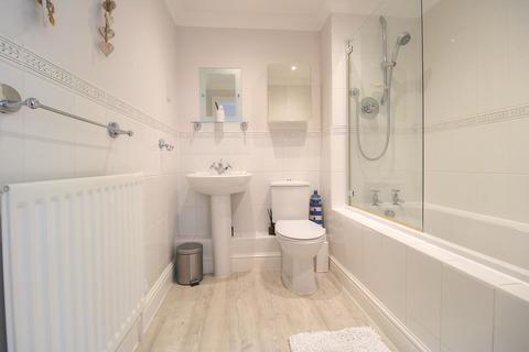 2 bedroom apartment to rent, 28 Upperton Road, Eastbourne BN21