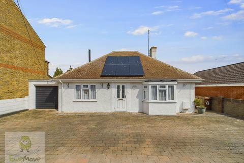 2 bedroom detached bungalow for sale, Reed Street, Cliffe, Rochester, ME3 7UL