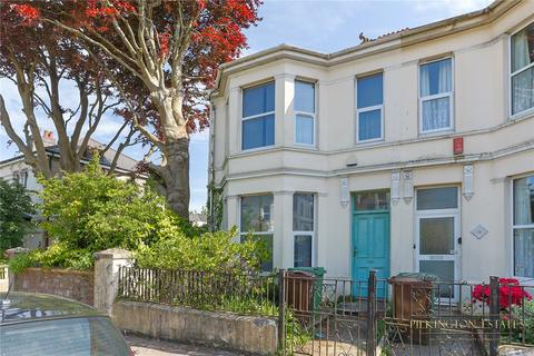 4 bedroom end of terrace house for sale, Plymouth, Devon PL4