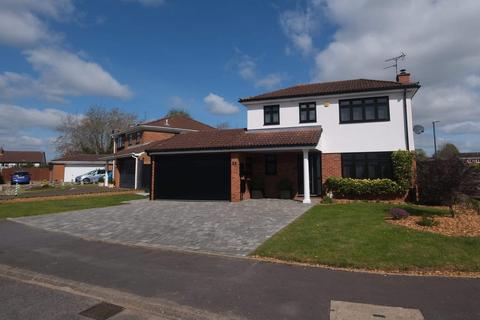 4 bedroom detached house for sale, Holsworthy Close, Nuneaton, CV11