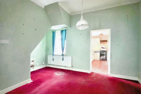 3 bedroom terraced house for sale, Commercial Street, Scarborough, Scarborough, YO12 5ER