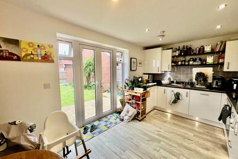 6 Avocet Close, Didcot, OX11 6HY