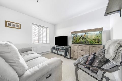 2 bedroom flat for sale, Brize Norton,  Oxfordshire,  OX18