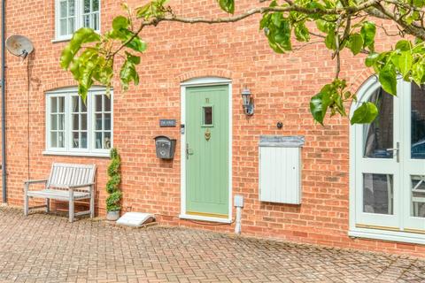 4 bedroom terraced house for sale, Mill Court, Alvechurch, B48 7JY