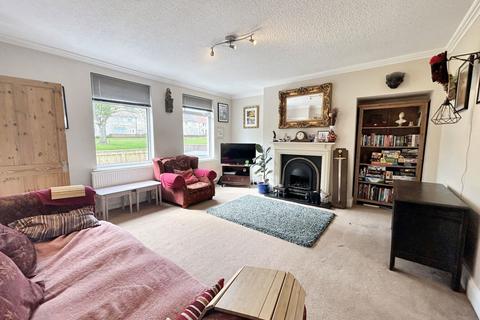 3 bedroom terraced house for sale, Broadpool Green, Whickham, Newcastle upon Tyne, Gateshead, NE16 4RH