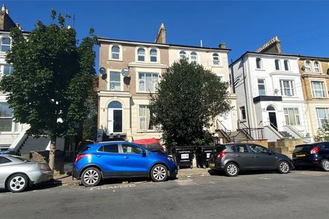 1 bedroom apartment to rent, Woodland Road, Arnos Grove, London, N11