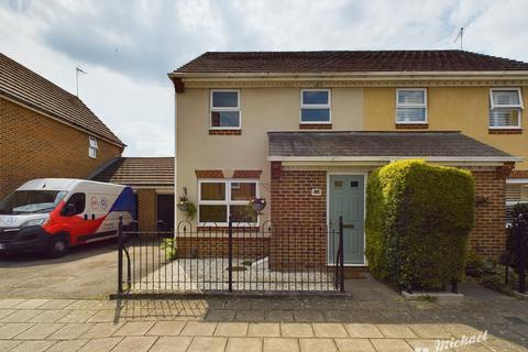 3 bedroom semi-detached house for sale, Sandhill Way, Aylesbury