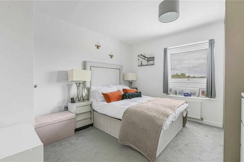 2 bedroom flat for sale, Welwyn Garden City, Hertfordshire