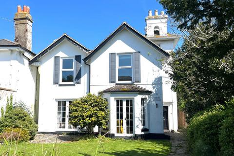 6 bedroom detached house for sale, Tower Cottage, Bury Road, Gosport PO12