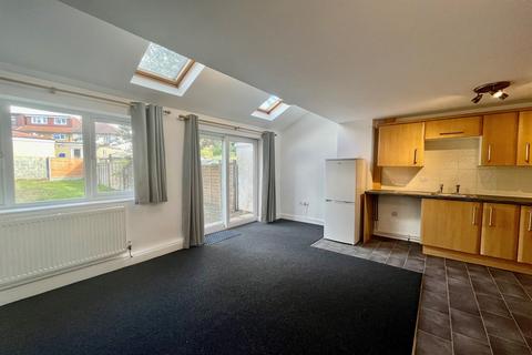 1 bedroom apartment to rent, 305 Meadow Lane, Cowley, Oxfordshire, Oxfordshire, OX4