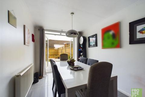 3 bedroom end of terrace house for sale, Rosedale Gardens, Bracknell, Berkshire, RG12