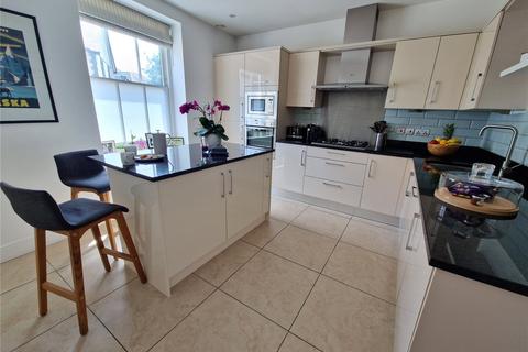 3 bedroom terraced house for sale, Bridge Road, Chertsey, Surrey, KT16