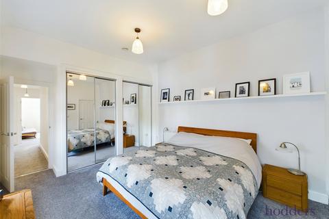 3 Bridge Road, Chertsey, KT16 8JH