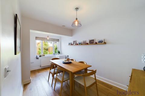 3 Bridge Road, Chertsey, KT16 8JH