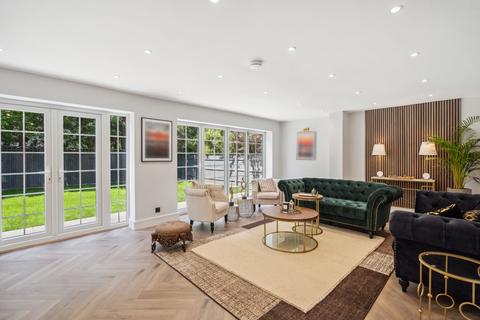 5 bedroom detached house for sale, Seeleys Road, Beaconsfield, HP9