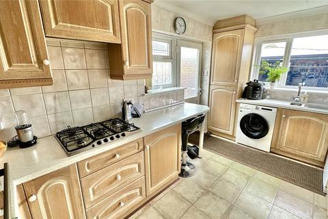 3 bedroom bungalow for sale, Holly Grove, Brierley, Barnsley, S72