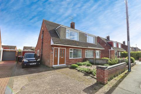 3 bedroom semi-detached house for sale, Chestnut Road, North Hykeham LN6