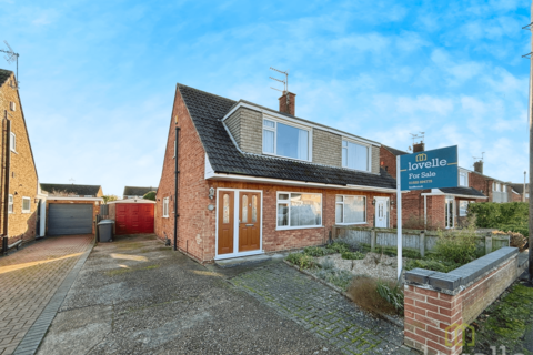 3 bedroom semi-detached house for sale, Chestnut Road, North Hykeham LN6