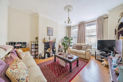 3 bedroom terraced house for sale, Balloch Road, Catford