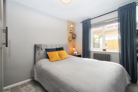 1 bedroom maisonette for sale, Perry Close, Uxbridge