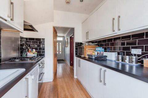 3 bedroom terraced house for sale, Thornton Road, Thornton Heath, CR7