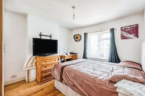 3 bedroom terraced house for sale, Thornton Road, Thornton Heath, CR7