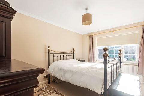 20 Haywards Close, Henley-on-thames, RG9 1UY