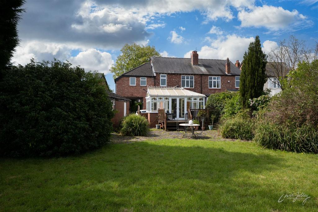 Marple Road, Offerton, Stockport SK2 5EL 4 bed semidetached house for