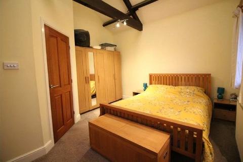 2 bedroom semi-detached house for sale, Main Street, Scholes, Leeds, West Yorkshire, LS15