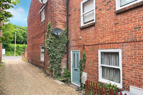 2 bedroom property to rent, Sussex Street, Winchester, SO23