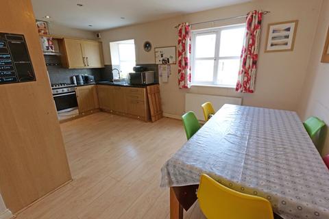 5 Robinson Fold, Barnoldswick, BB18 5LU