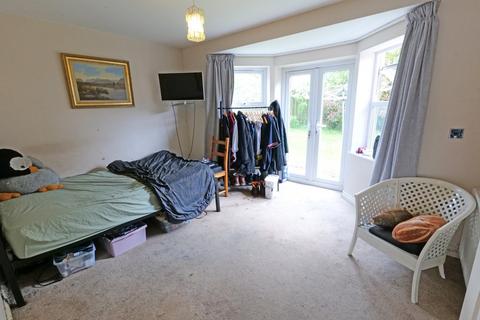 5 Robinson Fold, Barnoldswick, BB18 5LU