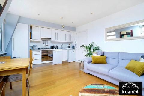 1 bedroom apartment to rent, Cornwall Crescent, London, W11
