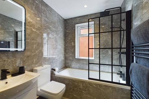 220 Bescar Lane, Scarisbrick, Ormskirk, L40 9QT