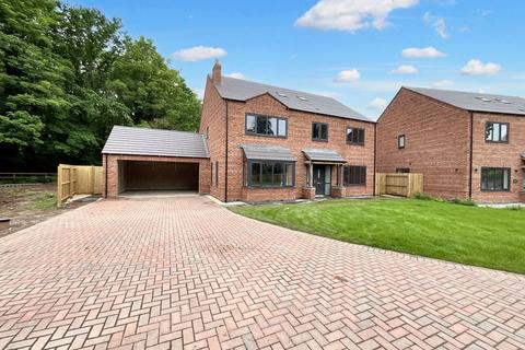 5 bedroom detached house for sale, Donnerville Drive, Admaston, TF5