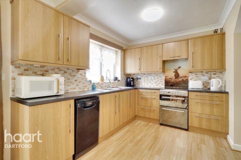 3 bedroom terraced house for sale, Childs Crescent, Swanscombe