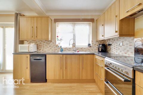 7 Childs Crescent, Swanscombe, DA10 0EA