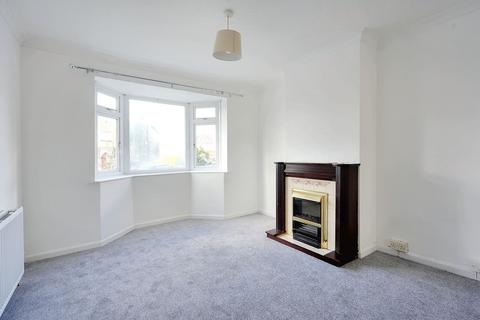 3 bedroom semi-detached house to rent, South Park Road, Maidstone, ME15