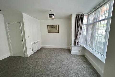 1 bedroom flat for sale, Victoria Road, Exmouth EX8