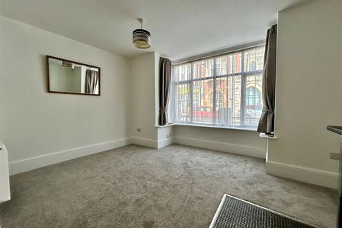 1 bedroom flat for sale, Victoria Road, Exmouth EX8