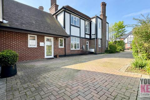 6 bedroom detached house for sale, New Dover Road, Capel-le-ferne, Folkestone, Kent CT18 7LF