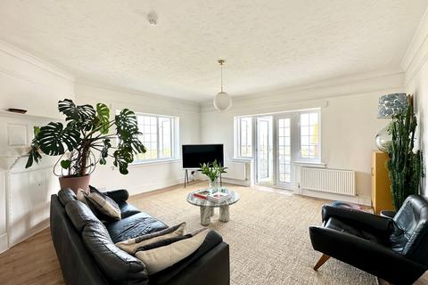 1 bedroom flat for sale, Beresford Gardens, Beresford Court Beresford Gardens, CT9