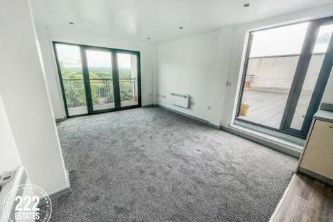 2 bedroom penthouse to rent, Citipeak, Wilmslow Road