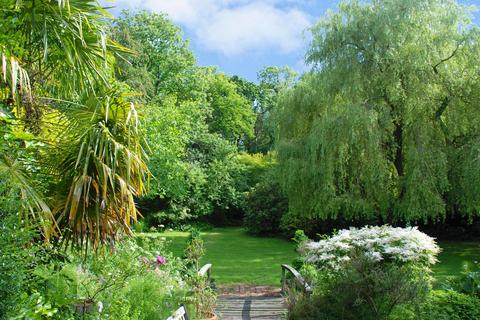 undefined, South Drive, Ossemsley, New Milton, BH25